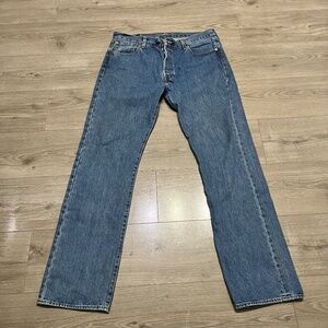 Levi's 501 Men's Denim Blue Jeans Straight Leg Button Fly W36 L34